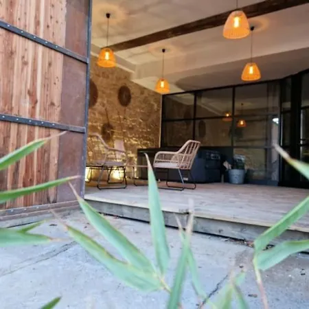 « domaine De L'oustal Nau » Apartment